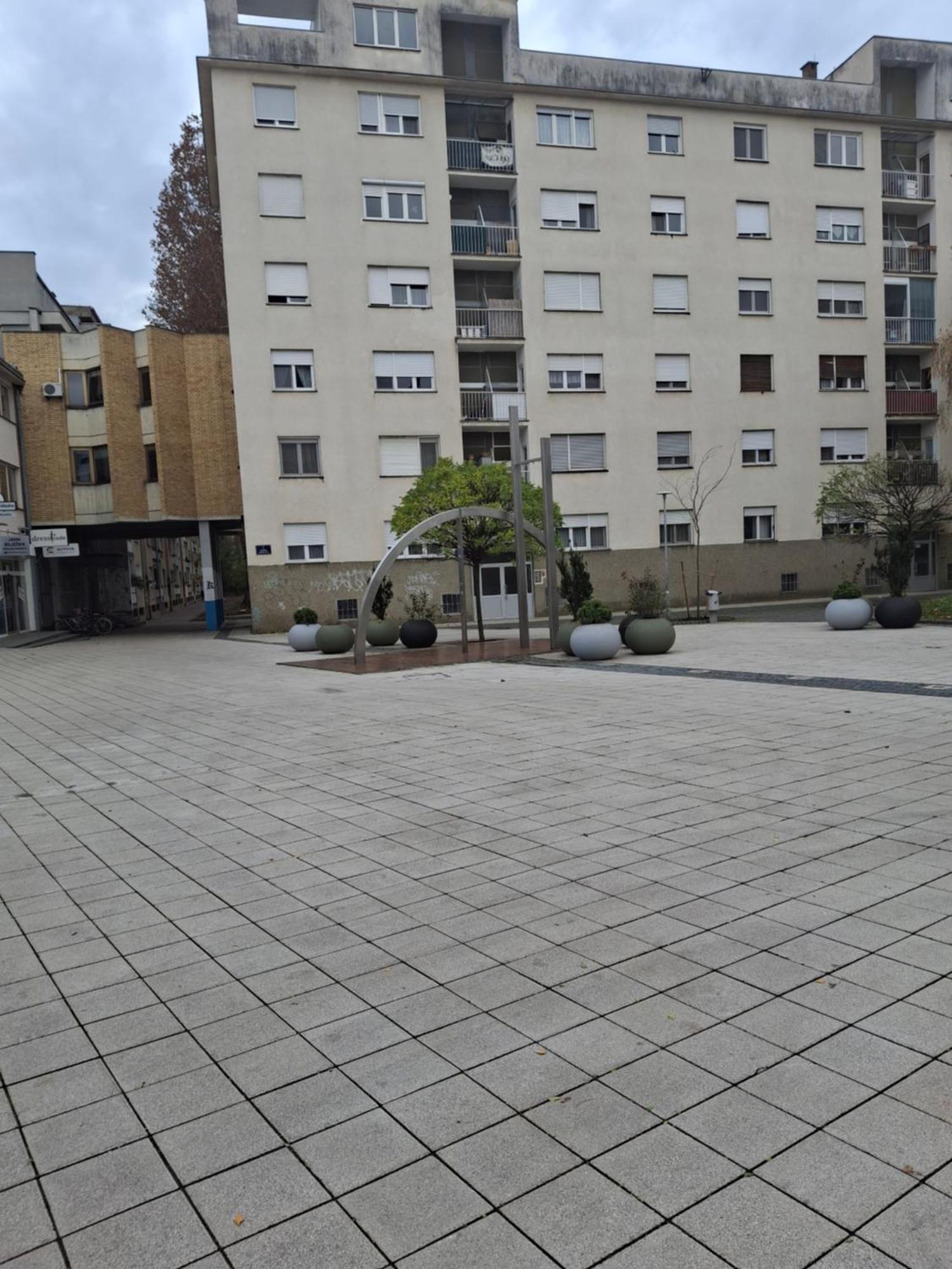 Apartman Centros 오시예크 외부 사진