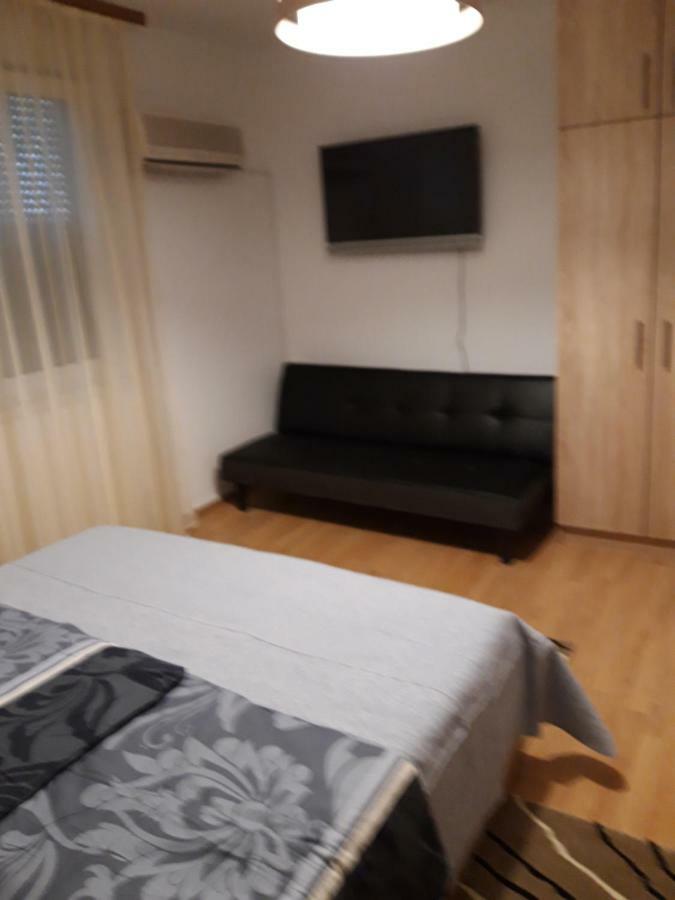 Apartman Centros 오시예크 외부 사진